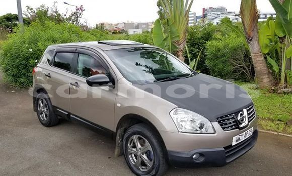 Buy Used Nissan Qashqai Brown Car in Port Louis in Port Louis District Buy Used Nissan Qashqai Brown Car in Port Louis in Port Louis District