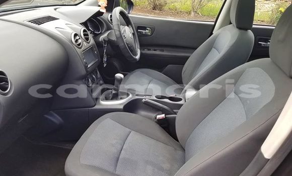 Buy Used Nissan Qashqai+2 Black Car in Port Louis in Port Louis District Buy Used Nissan Qashqai+2 Black Car in Port Louis in Port Louis District
