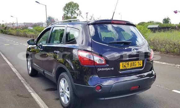 Buy Used Nissan Qashqai+2 Black Car in Port Louis in Port Louis District Buy Used Nissan Qashqai+2 Black Car in Port Louis in Port Louis District