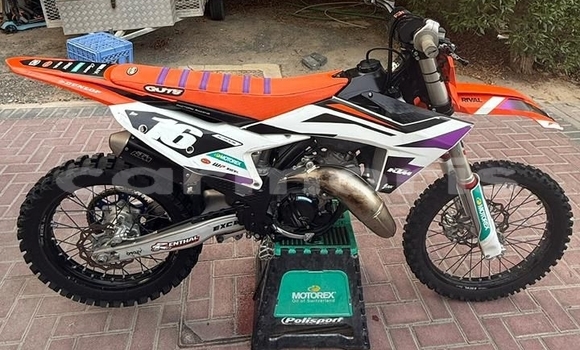 Buy Used KTM 125 White Bike in Port Louis in Port Louis District