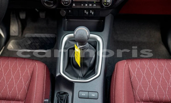 Buy New Toyota Hilux White Car in Port Louis in Port Louis District Buy New Toyota Hilux White Car in Port Louis in Port Louis District