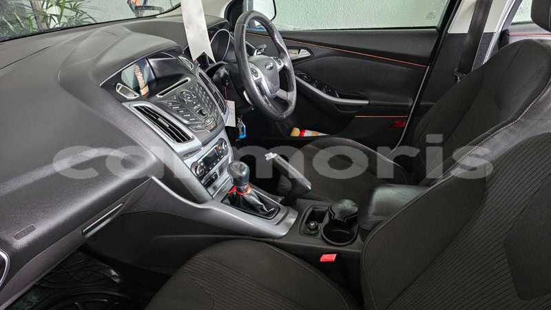 Big with watermark ford focus plaines wilhems district quatre bornes 7723