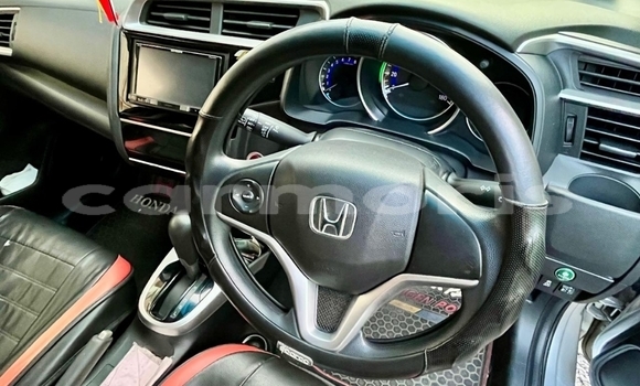 Acheter Occasion Voiture Honda fit Gris à Port Louis, Port Louis District Acheter Occasion Voiture Honda fit Gris à Port Louis, Port Louis District