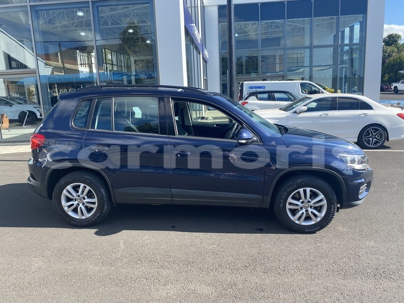 Big with watermark volkswagen tiguan pamplempousses triolet 7740
