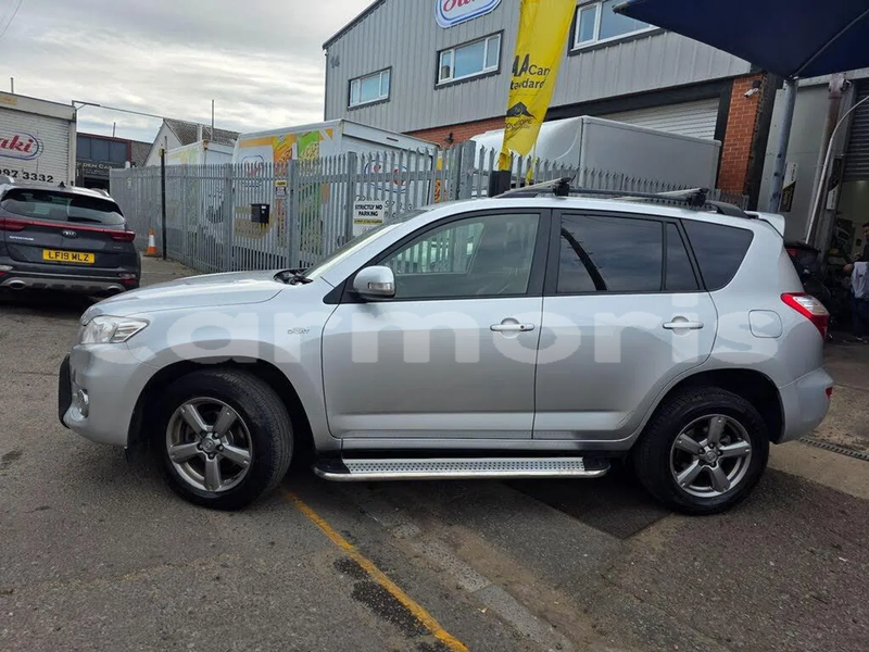 Big with watermark toyota rav4 port louis district port louis 7755