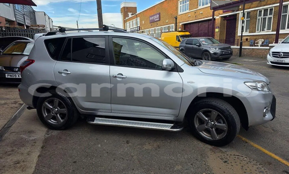 Buy Used Toyota RAV4 Silver Car in Port Louis in Port Louis District Buy Used Toyota RAV4 Silver Car in Port Louis in Port Louis District