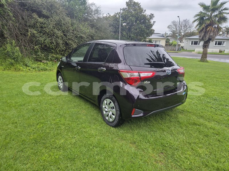 Big with watermark toyota vitz port louis district port louis 7757