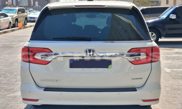 Buy Used Honda Odyssey White Car in Port Louis in Port Louis District Buy Used Honda Odyssey White Car in Port Louis in Port Louis District