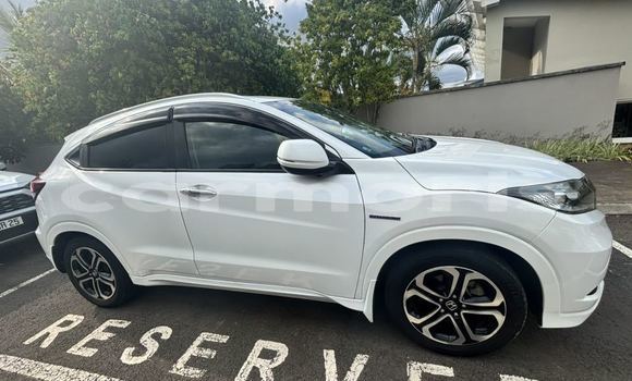 Acheter Occasion Voiture Honda vezel Blanc à Anse La Raie, Rivière du Rempart Acheter Occasion Voiture Honda vezel Blanc à Anse La Raie, Rivière du Rempart
