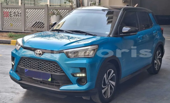 Buy Used Toyota Ractis Blue Car in Port Louis in Port Louis District