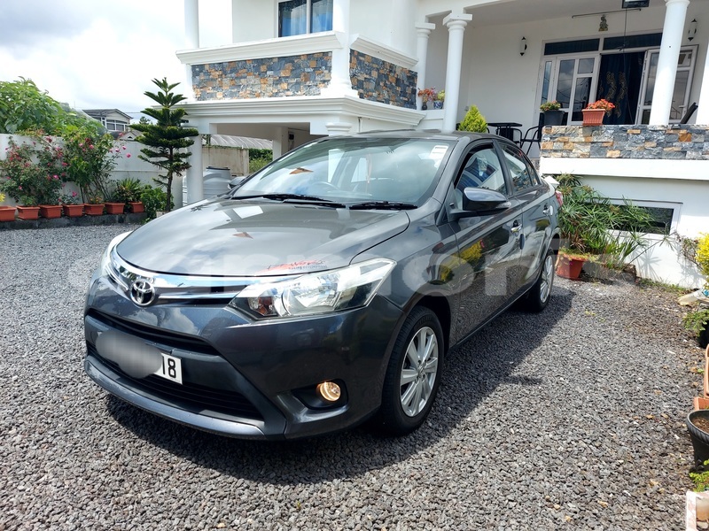 Big with watermark toyota yaris plaines wilhems district vacoas phoenix 7770