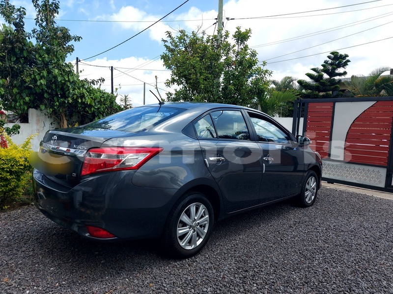 Big with watermark toyota yaris plaines wilhems district vacoas phoenix 7770