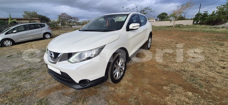 Big with watermark nissan qashqai pamplempousses triolet 7771