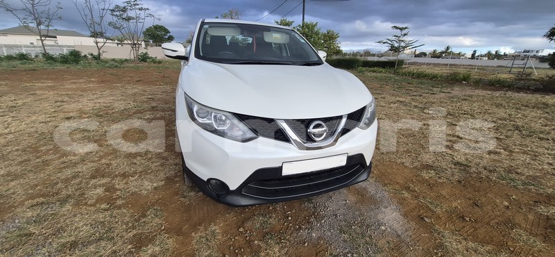 Big with watermark nissan qashqai pamplempousses triolet 7771