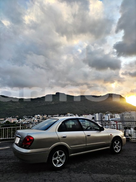 Big with watermark nissan sunny port louis district port louis 7772