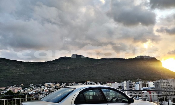 Acheter Occasion Voiture Nissan Sunny Autre à Port Louis, Port Louis District Acheter Occasion Voiture Nissan Sunny Autre à Port Louis, Port Louis District