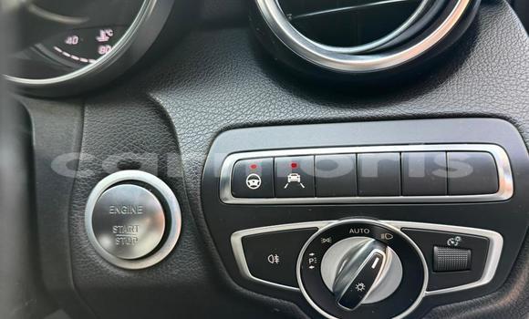 Acheter Occasion Voiture Mercedes-Benz C–Class Gris à Beau Bassin–Rose Hill, Plaines Wilhems District Acheter Occasion Voiture Mercedes-Benz C–Class Gris à Beau Bassin–Rose Hill, Plaines Wilhems District
