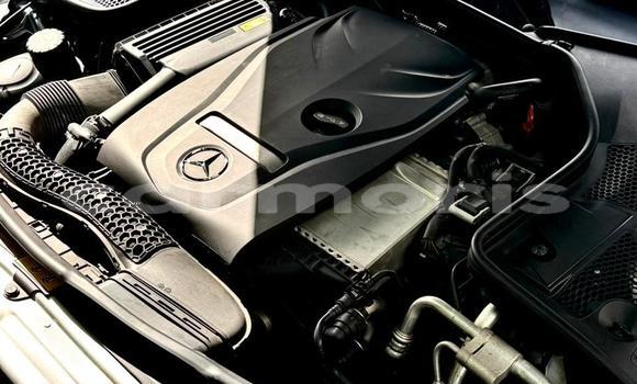 Acheter Occasion Voiture Mercedes-Benz C–Class Gris à Beau Bassin–Rose Hill, Plaines Wilhems District Acheter Occasion Voiture Mercedes-Benz C–Class Gris à Beau Bassin–Rose Hill, Plaines Wilhems District