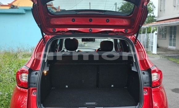 Buy Used Renault 15 Red Car in Curepipe in Plaines Wilhems District Buy Used Renault 15 Red Car in Curepipe in Plaines Wilhems District