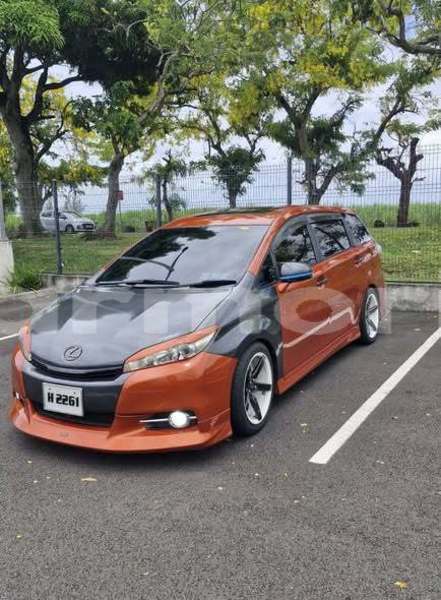 Big with watermark toyota wish black river district albion 7791