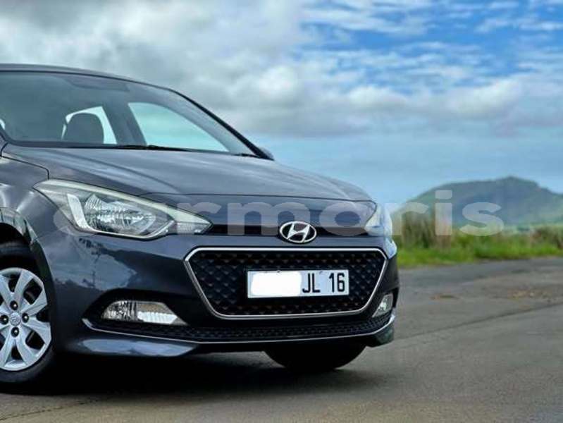 Big with watermark hyundai accent riviere du rempart district anse la raie 7796