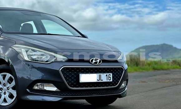 Buy Used Hyundai Accent Other Car in Anse La Raie in Rivière du Rempart District