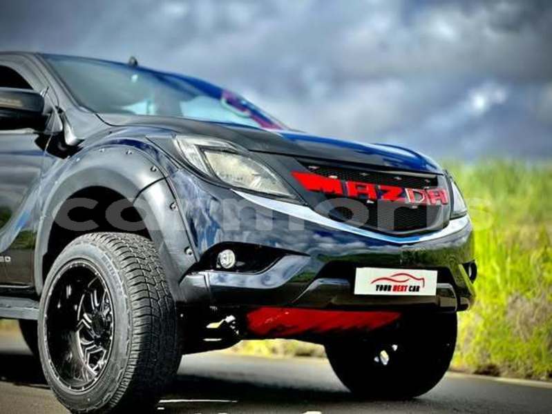 Big with watermark mazda bt 50 pamplempousses notre dame 7797