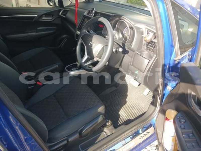 Big with watermark honda fit flacq camp de masque 7805