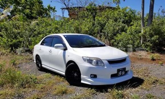 Buy Used Toyota Axio White Car in Port Louis in Port Louis District Buy Used Toyota Axio White Car in Port Louis in Port Louis District
