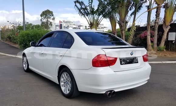 Buy Used BMW 3er White Car in Port Louis in Port Louis District Buy Used BMW 3er White Car in Port Louis in Port Louis District