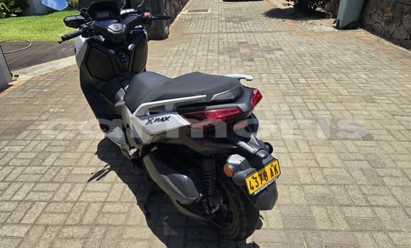 Acheter Occasion Moto Yamaha X-MAX Blanc à Goyaves de Grand Baie–Montagne, Rodrigues Acheter Occasion Moto Yamaha X-MAX Blanc à Goyaves de Grand Baie–Montagne, Rodrigues