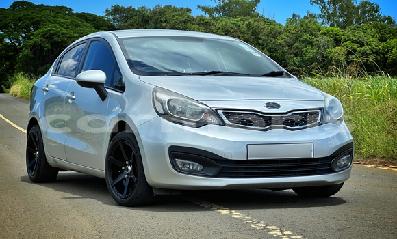 Buy Used Kia Rio Silver Car in Quatre Bornes in Plaines Wilhems District