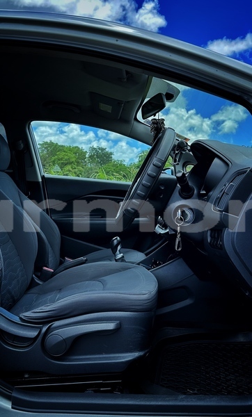 Big with watermark kia rio plaines wilhems district quatre bornes 7822