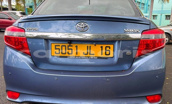 Buy Used Toyota Yaris Blue Car in Congomah in Pamplempousses Buy Used Toyota Yaris Blue Car in Congomah in Pamplempousses