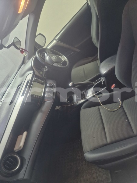 Big with watermark toyota rav4 riviere du rempart district amitie gokhoola 7828