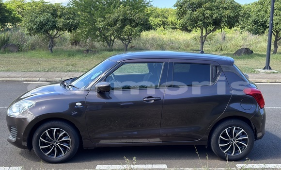 Buy Used Suzuki Swift Brown Car in Bambous in Black River District Buy Used Suzuki Swift Brown Car in Bambous in Black River District