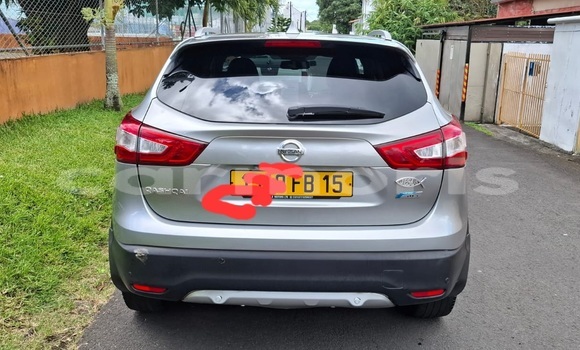 Buy Used Nissan Qashqai Silver Car in Vacoas–Phoenix in Plaines Wilhems District Buy Used Nissan Qashqai Silver Car in Vacoas–Phoenix in Plaines Wilhems District
