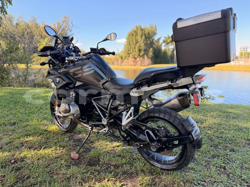 Big with watermark bmw gs riviere du rempart district amitie gokhoola 7840