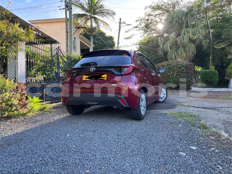 Big with watermark toyota yaris plaines wilhems district beau bassin rose hill 7842