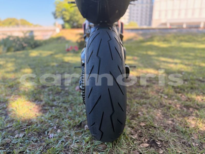 Big with watermark ducati streetfighter pamplemousses district arsenal 7844