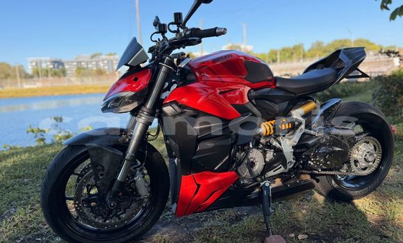 Buy Used Ducati Streetfighter Other Bike in Arsenal in Pamplemousses District Buy Used Ducati Streetfighter Other Bike in Arsenal in Pamplemousses District