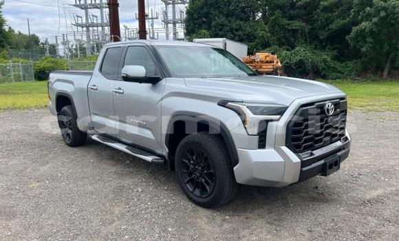 Buy Used Toyota Tundra Silver Car in Amaury in Rivière du Rempart District