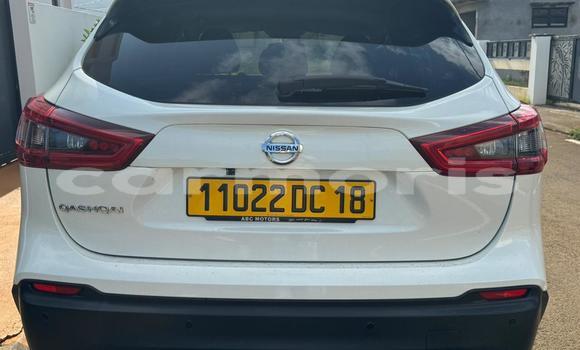 Buy Used Nissan Qashqai White Car in Curepipe in Plaines Wilhems District Buy Used Nissan Qashqai White Car in Curepipe in Plaines Wilhems District