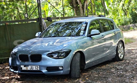 Acheter Occasion Voiture BMW 1-Series Bleu à Curepipe, Plaines Wilhems District Acheter Occasion Voiture BMW 1-Series Bleu à Curepipe, Plaines Wilhems District