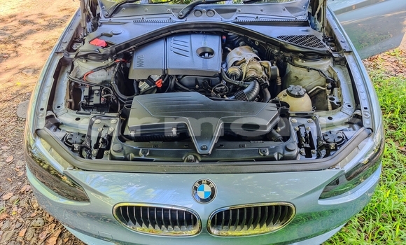 Acheter Occasion Voiture BMW 1-Series Bleu à Curepipe, Plaines Wilhems District Acheter Occasion Voiture BMW 1-Series Bleu à Curepipe, Plaines Wilhems District