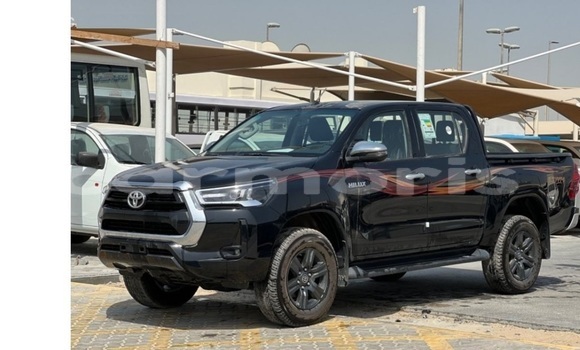 Buy Used Toyota Hilux White Car in Camp de Masque in Flacq Buy Used Toyota Hilux White Car in Camp de Masque in Flacq