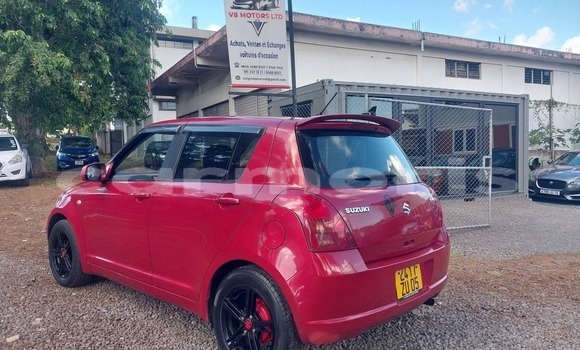 Buy Used Suzuki Swift Red Car in Baie Malgache in Rodrigues Buy Used Suzuki Swift Red Car in Baie Malgache in Rodrigues