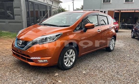 Buy Used Nissan Note Red Car in Anse La Raie in Rivière du Rempart District Buy Used Nissan Note Red Car in Anse La Raie in Rivière du Rempart District