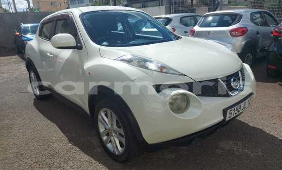 Buy Used Nissan Juke White Car in Amaury in Rivière du Rempart District Buy Used Nissan Juke White Car in Amaury in Rivière du Rempart District