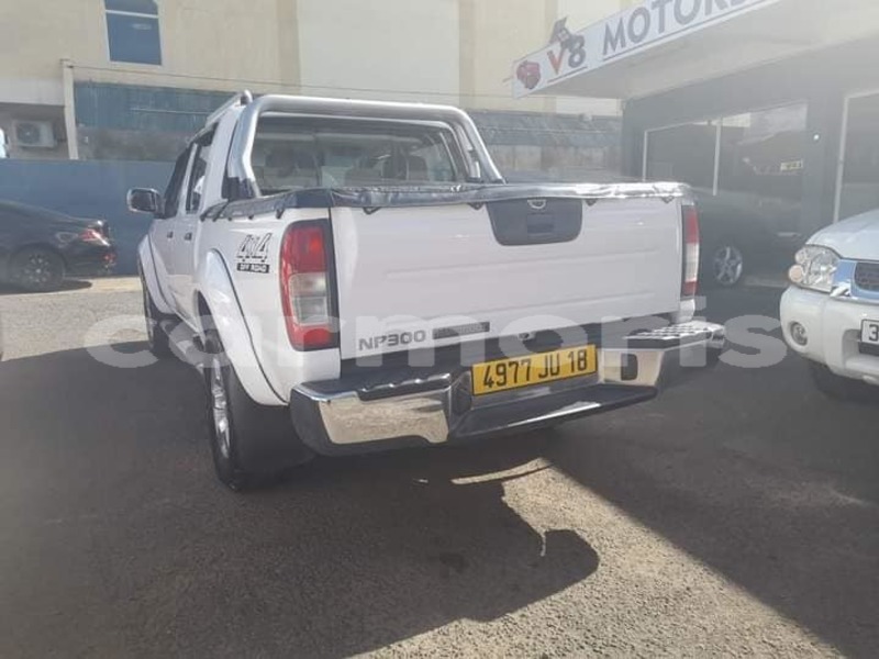 Big with watermark nissan np 300 riviere du rempart district amaury 7882